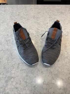Cole Haan Men's Charcoal Knit Slip-On Sneakers with Brown Accents NWOB